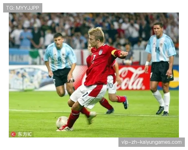 冠军球队球员赛季总结会分享成长故事与经验教训，球员冠军数量